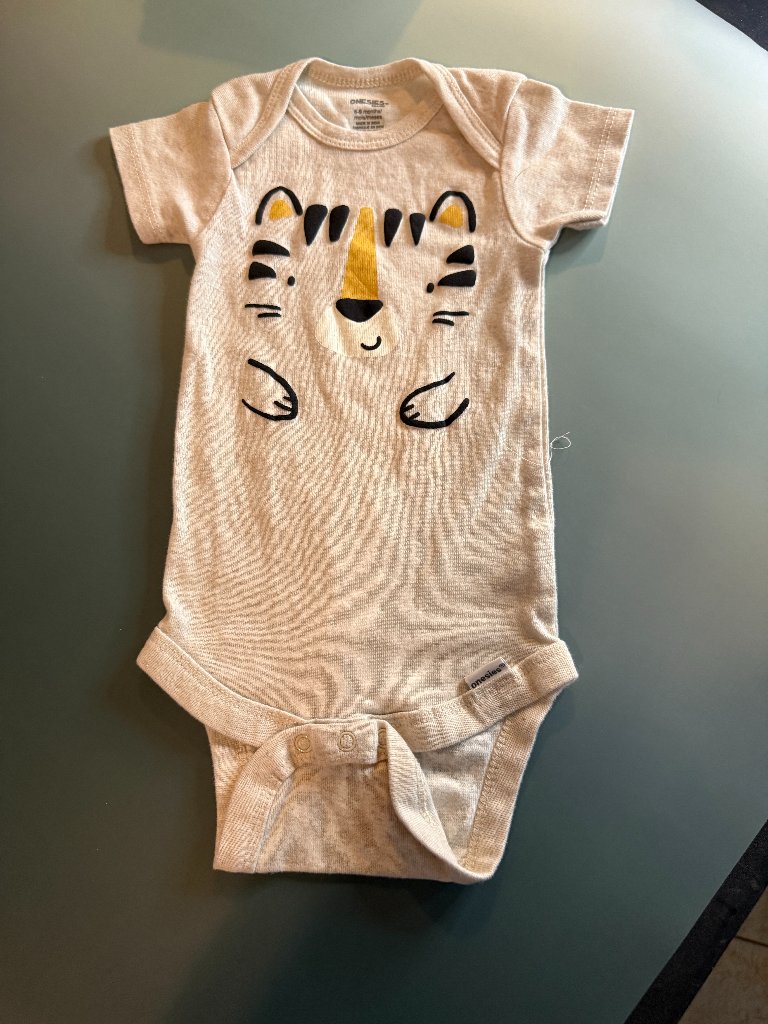 Onesies Brand 69 Months Bodysuit 004